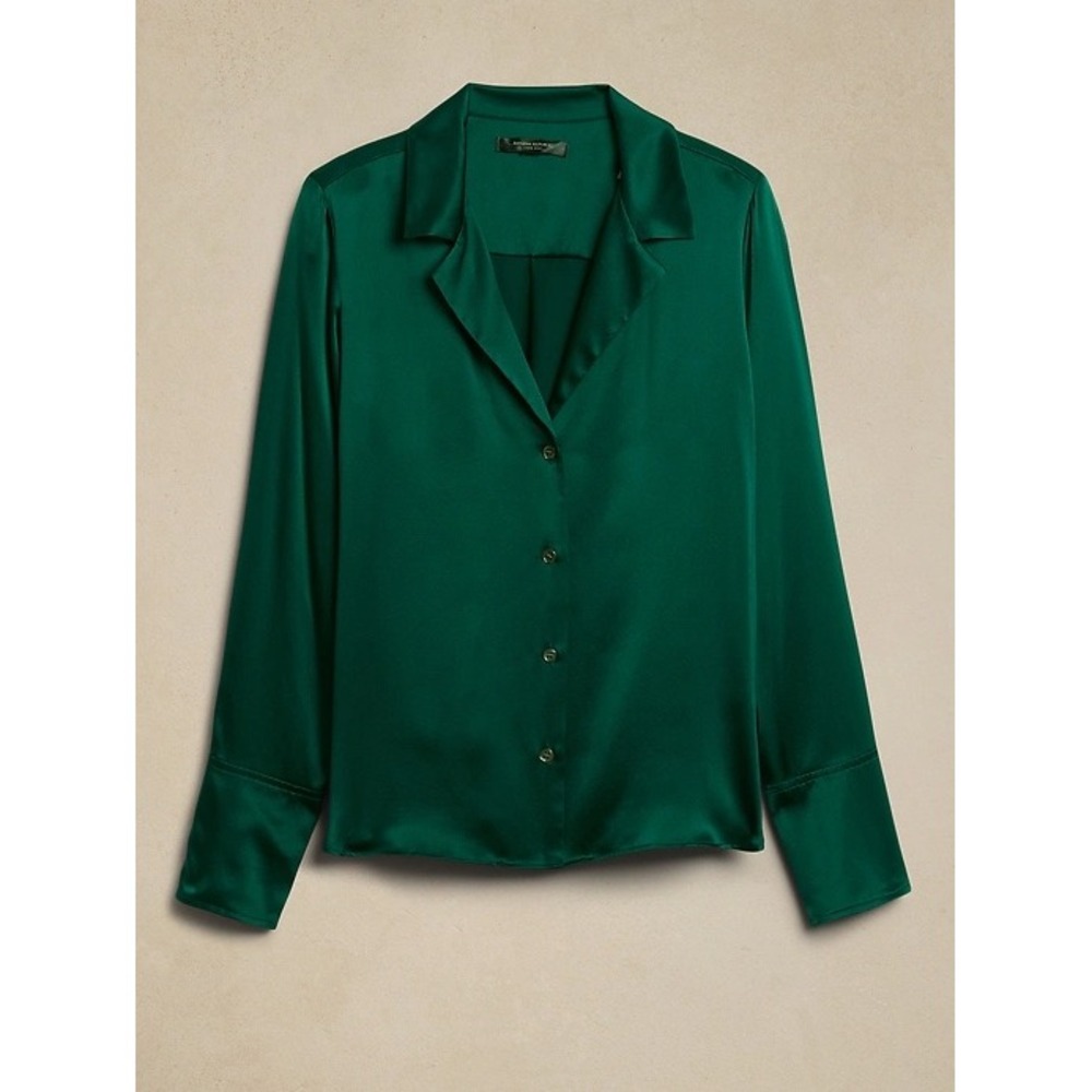 Banana Republic Emerald Green 100% Silk Button Down Shirt Petite Small NWT